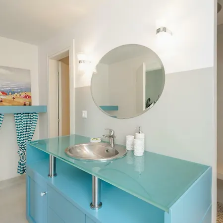 Vilă Akti Beachfront Collection