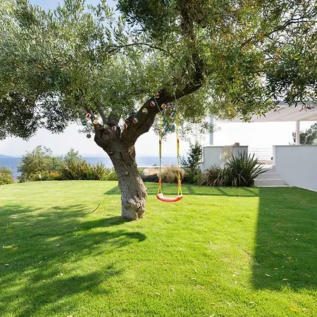 Akti Beachfront Chalkidiki Βίλα Ελιά