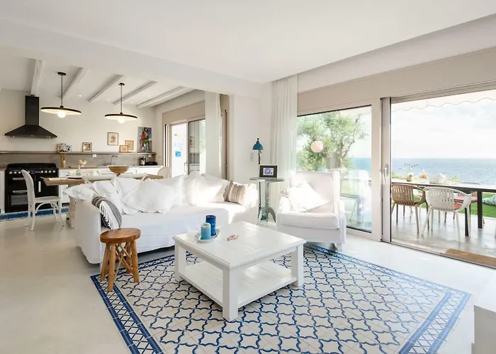 Akti Beachfront Collection Elia Nikitis