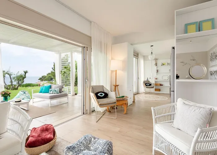 Akti Beachfront Collection Villa Elia Nikitis