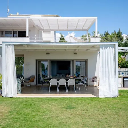 Вилла Akti Beachfront Collection