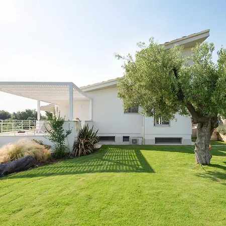 Akti Beachfront Collection Elia Nikitis