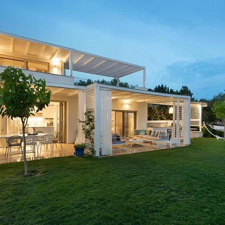 Villa Akti Beachfront Chalkidiki
