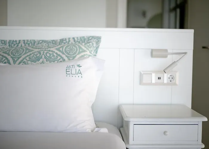 빌라 Akti Beachfront Collection